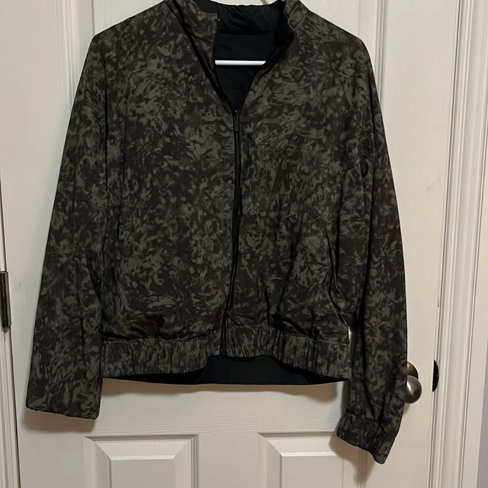 Bombs Away Jacket in Black/Summer Shade Medium Olive Dark Olive